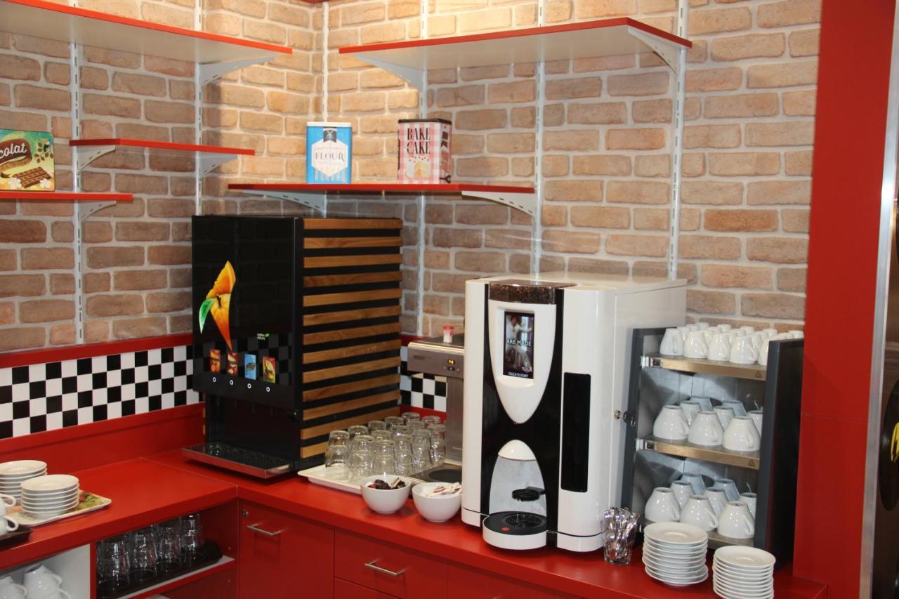 Jukebox Hotel Znojmo Ngoại thất bức ảnh