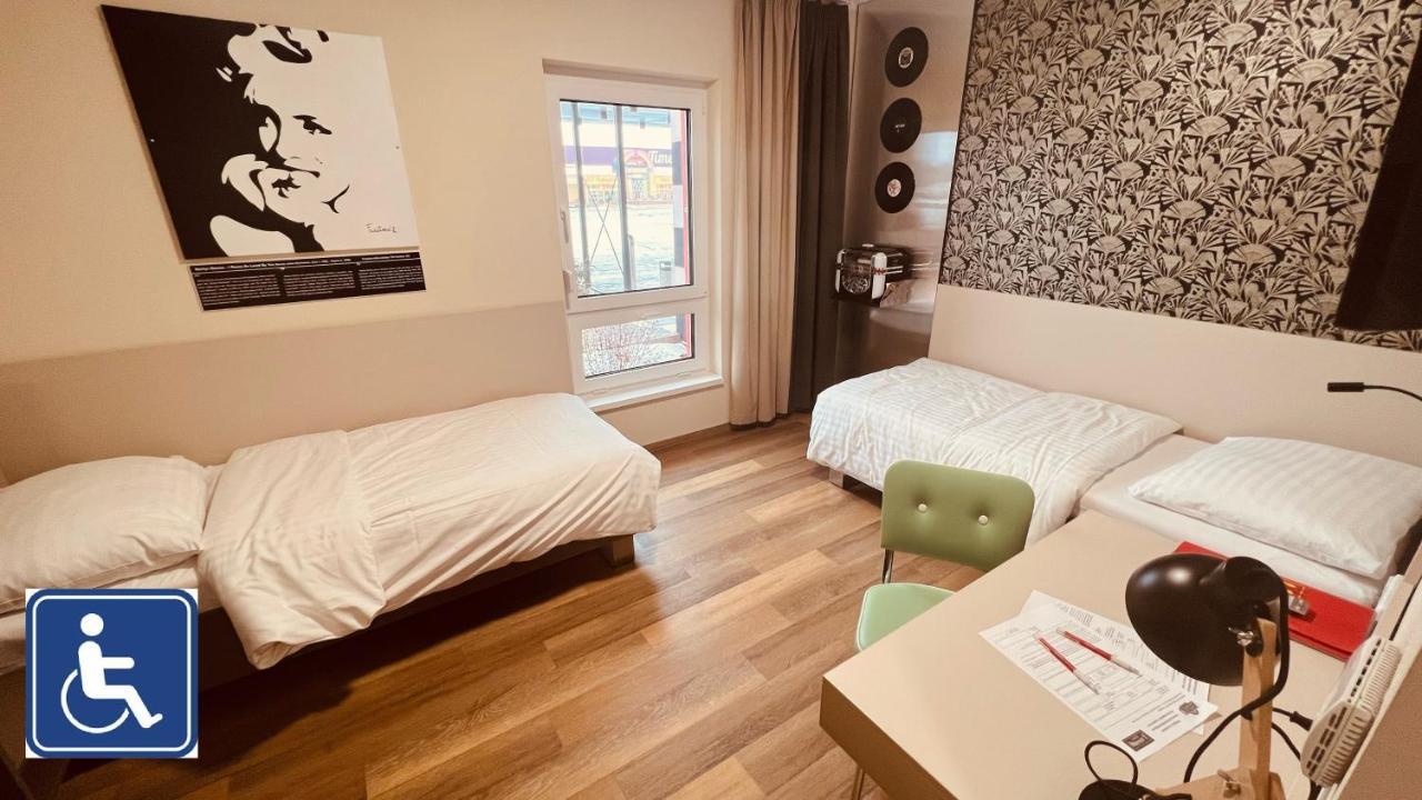 Jukebox Hotel Znojmo Ngoại thất bức ảnh