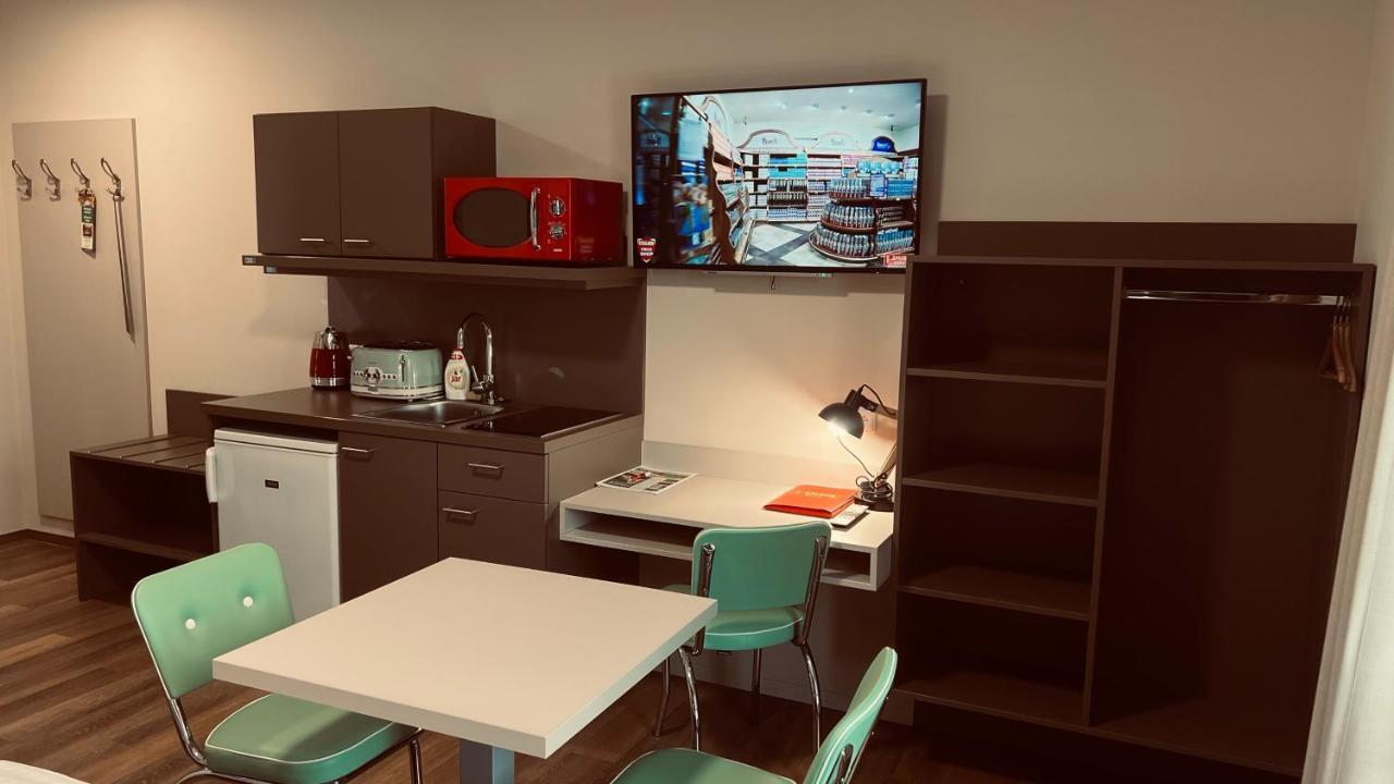 Jukebox Hotel Znojmo Ngoại thất bức ảnh