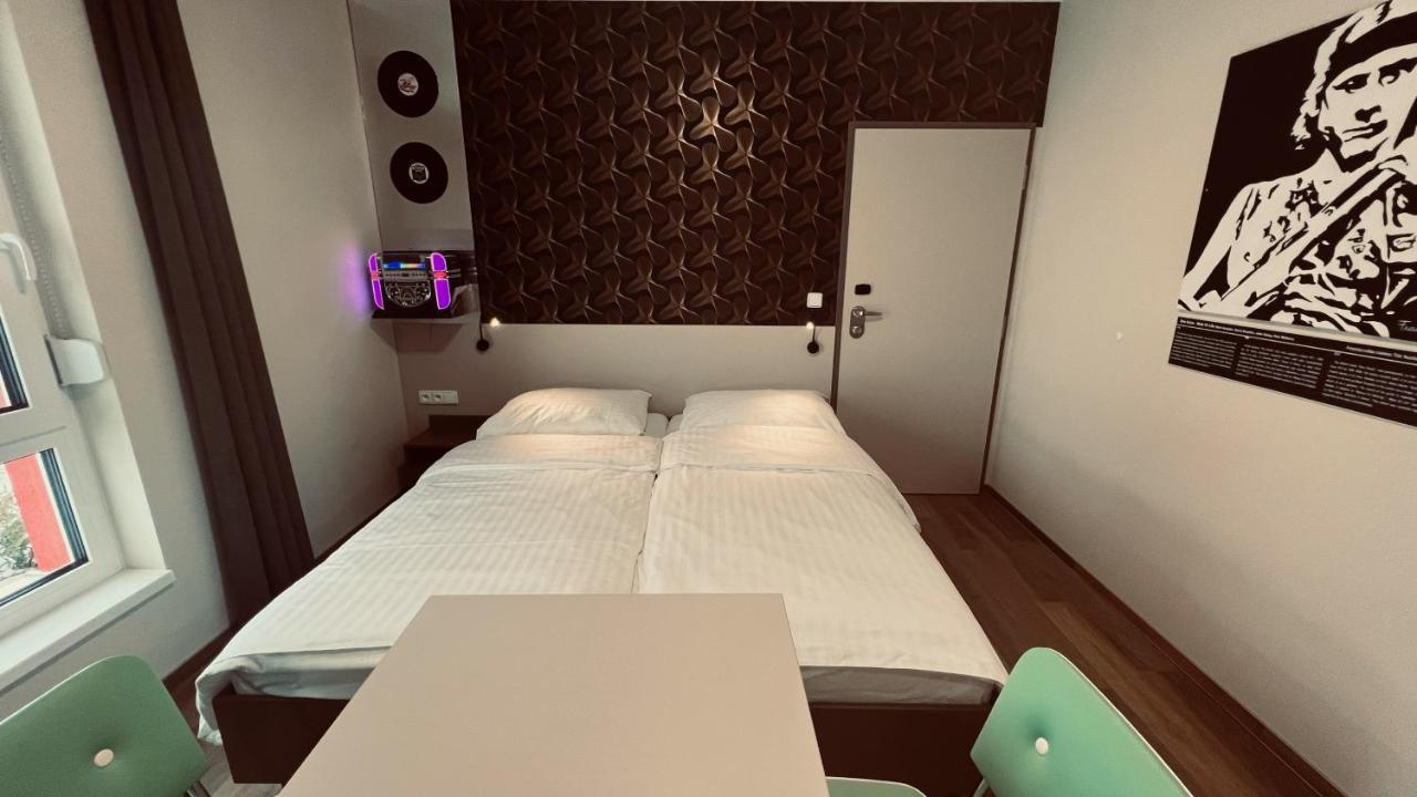 Jukebox Hotel Znojmo Ngoại thất bức ảnh