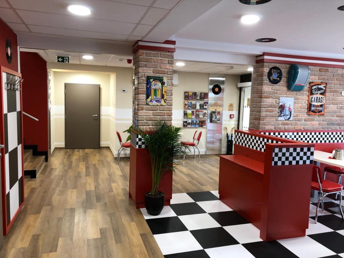 Jukebox Hotel Znojmo Ngoại thất bức ảnh