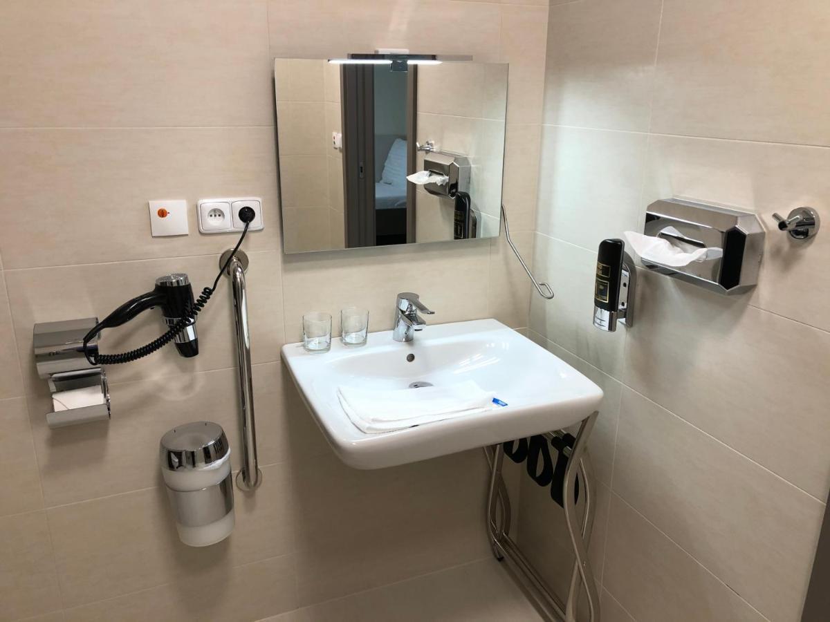 Jukebox Hotel Znojmo Ngoại thất bức ảnh